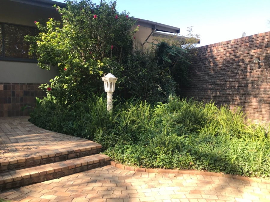 4 Bedroom Property for Sale in Die Rand Northern Cape